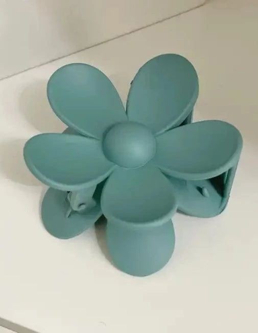 Flower Designed Hair Clutcher (D-10)