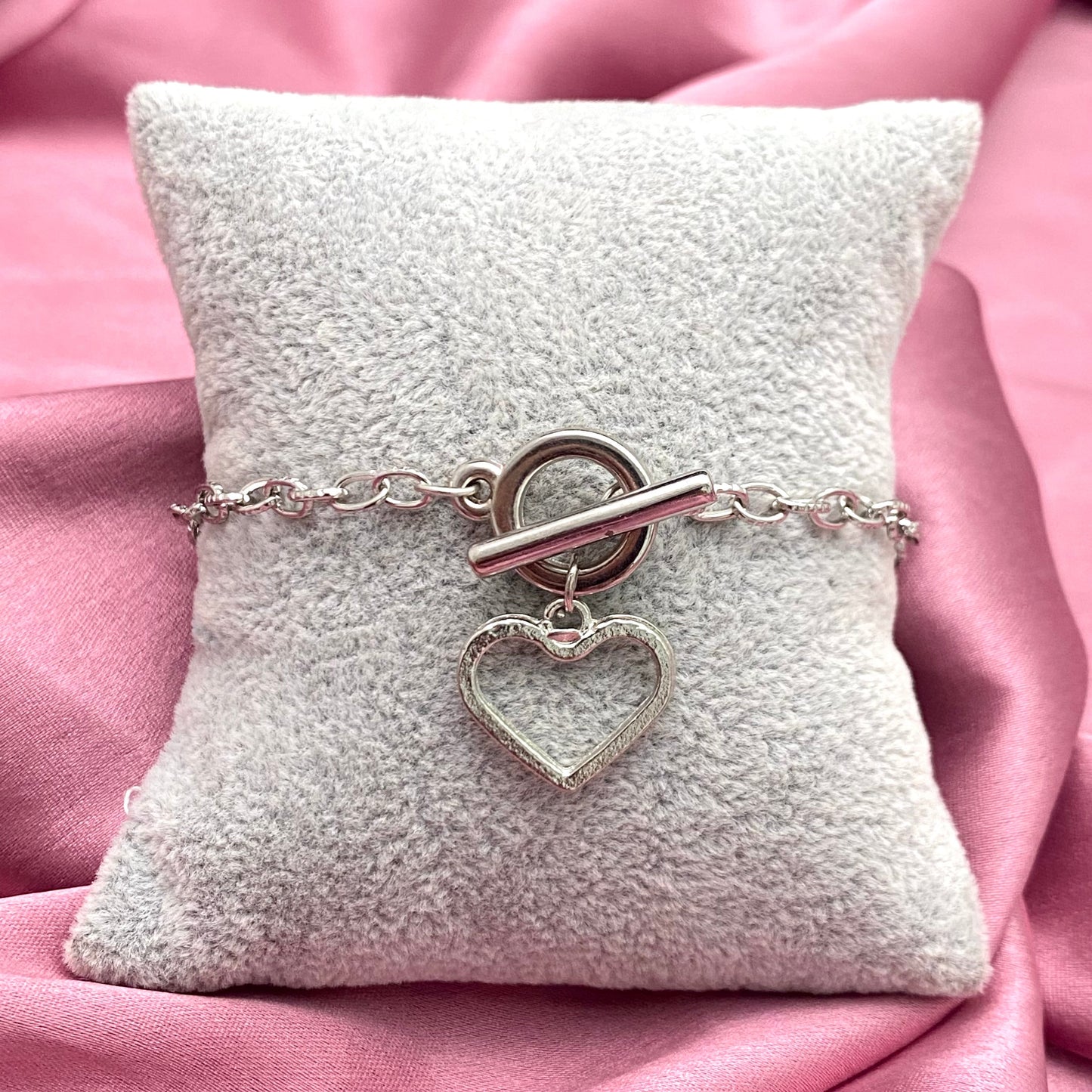 Silver Heart Single Chain Bracelet