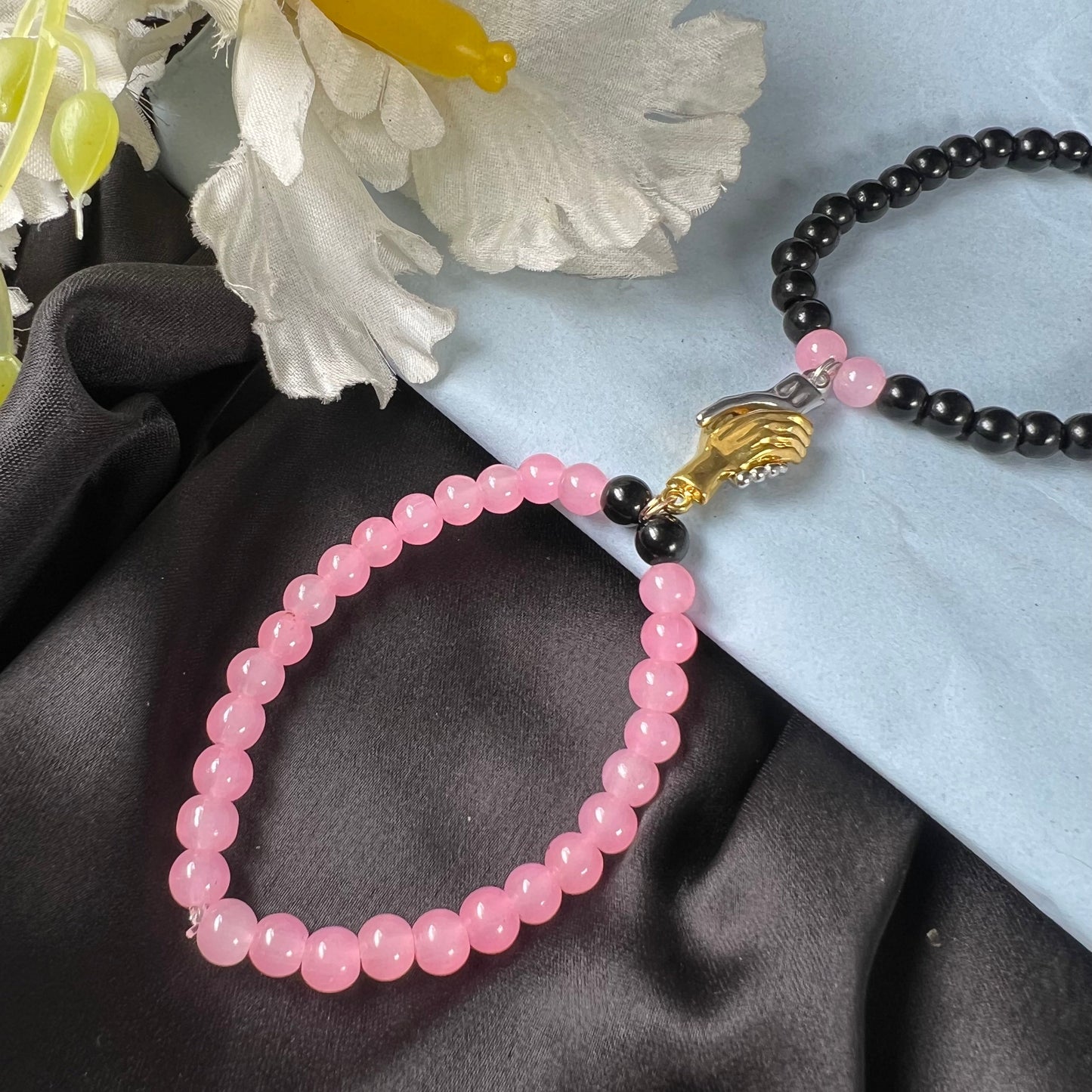 Couple Magnetic Hand Stretchable Bracelet Pink Black (Small Beads)