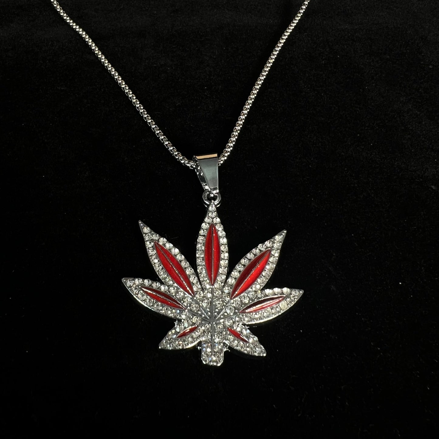 Red Silver Leaf  Iced Out Hip Hop Pendant Necklace With Chain