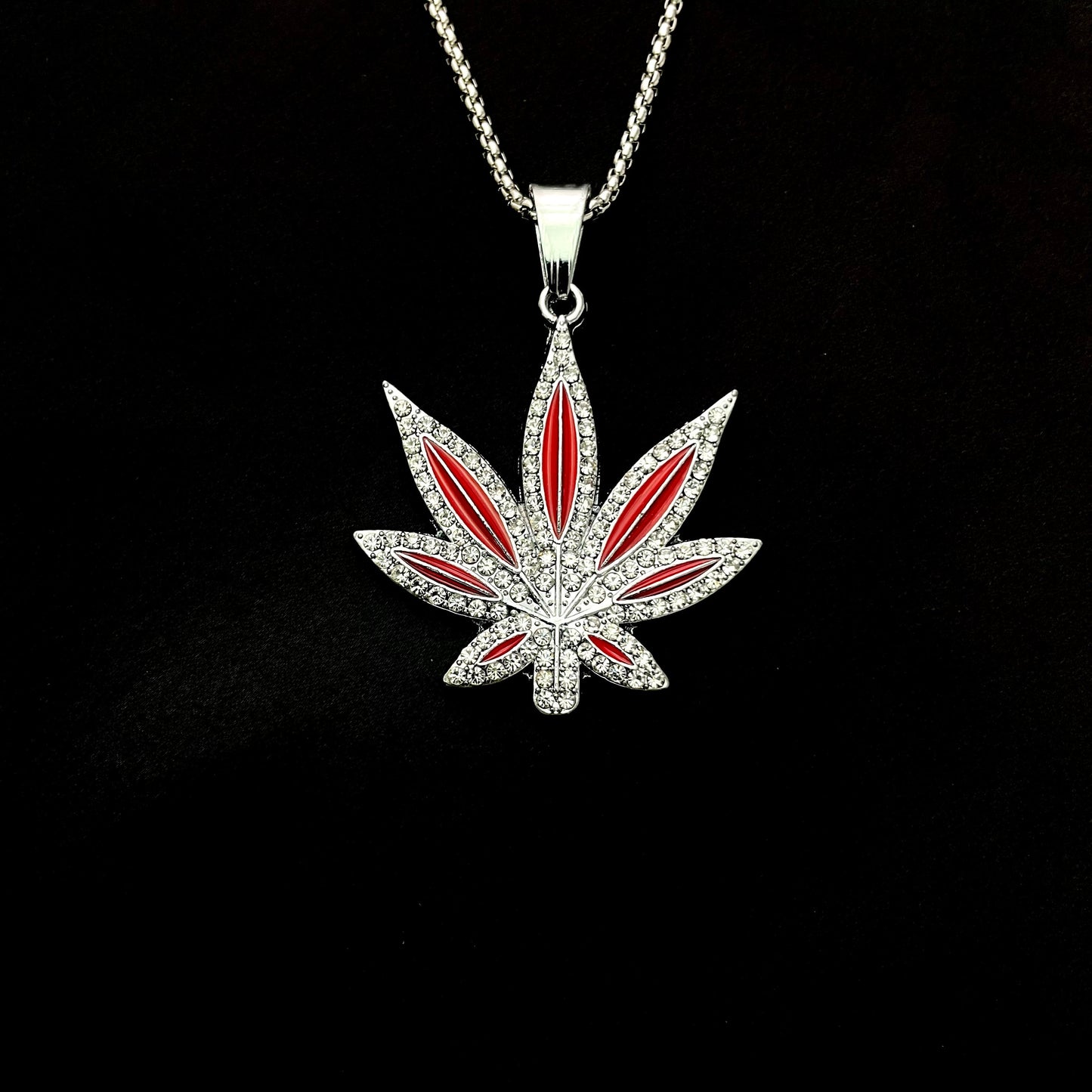 Red Silver Leaf  Iced Out Hip Hop Pendant Necklace With Chain