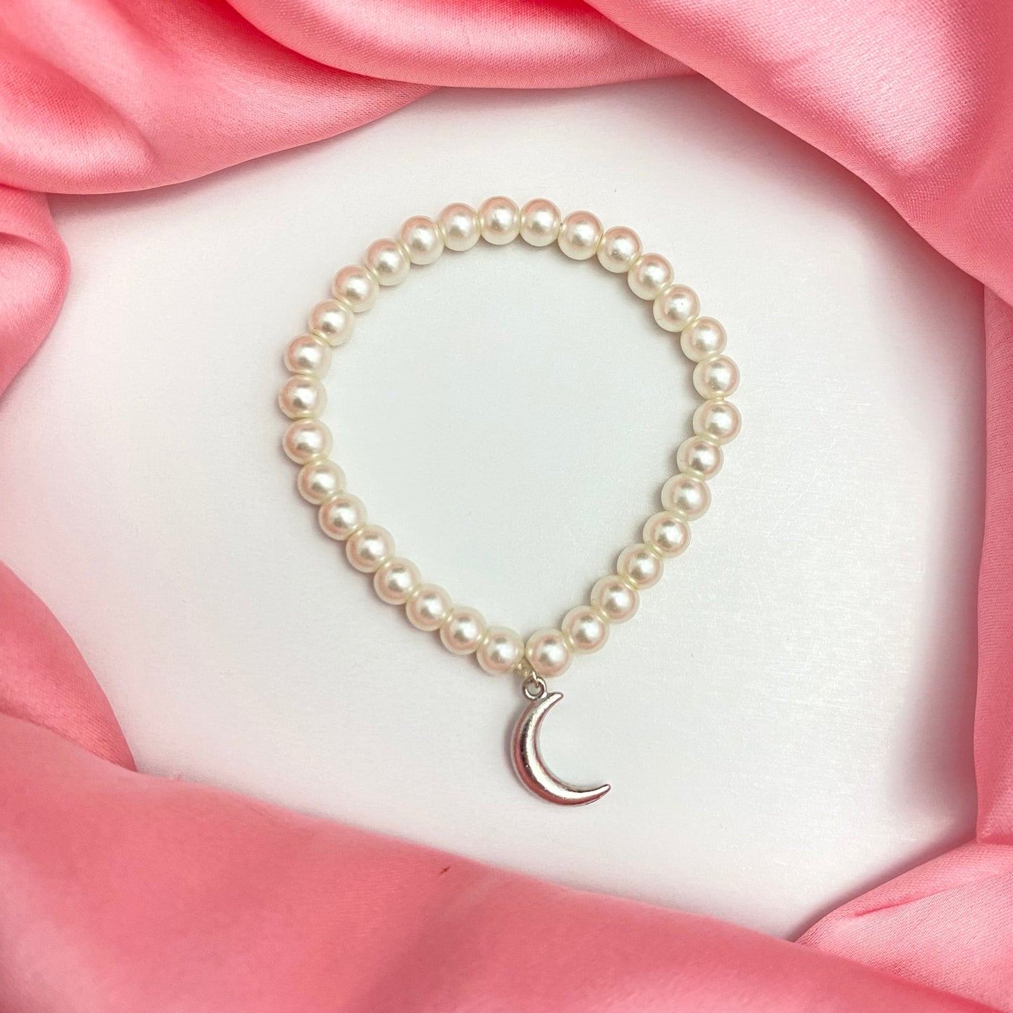 Stretchable Pearl Small Moon Charm Bracelet (6mm Beads)