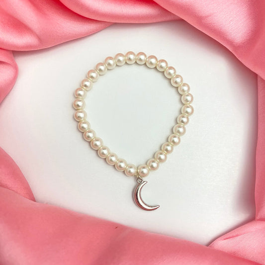 Stretchable Pearl Small Moon Charm Bracelet (6mm Beads)